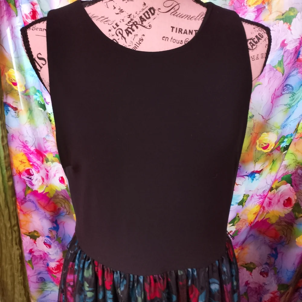 Eliza J Black and Floral Dress - Picture 2 of 9